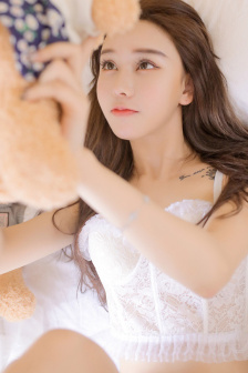 新婚夜被五个伴郎强h电影