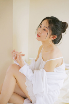 韩国电影漂亮的女邻居在线观看